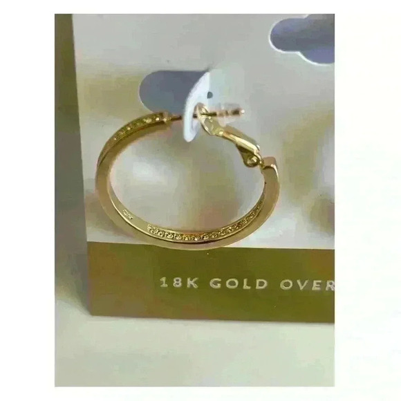 Médium Crystal Inside Out Medium Hoop In Gold Plate Earrings - Picture 7 of 10